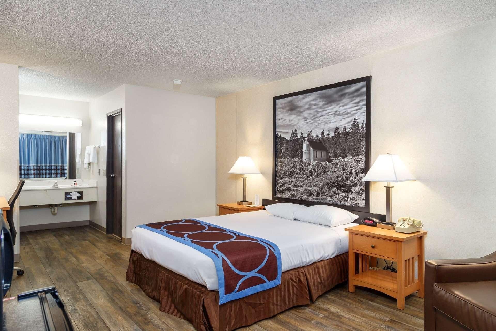 ซูเปอร์ 8 บาย วินด์แฮม ซูซานวิลล์ Motel ภายนอก รูปภาพ